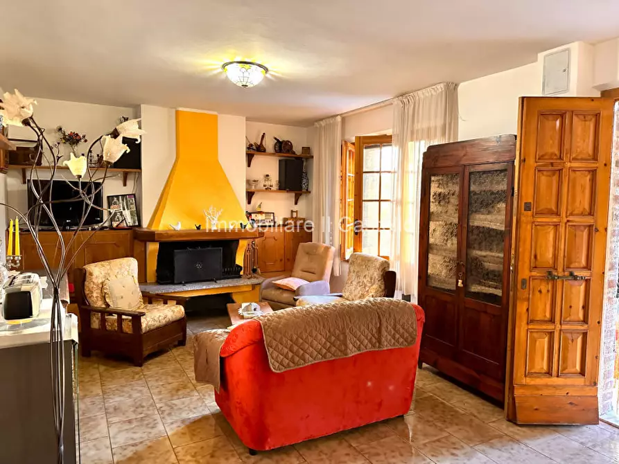 Immagine 4 di Casa indipendente in vendita  in Località Frattavecchia a Castiglione Del Lago