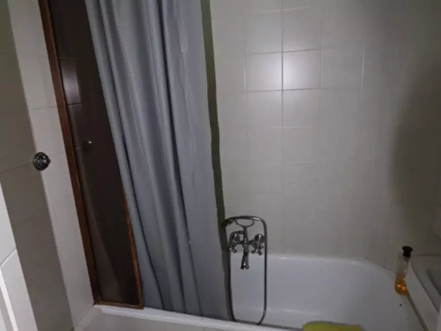 Immagine 16 di Appartamento in vendita  in via Isidoro del Lungo a Montevarchi