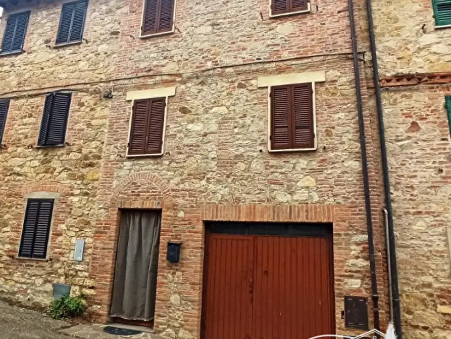 Immagine 1 di Villetta a schiera in vendita  in via roma 152 a Castiglione Del Lago