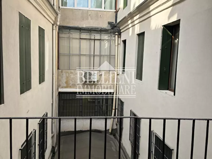 Immagine 14 di Appartamento in affitto  in Piazza delle Poste a Vicenza