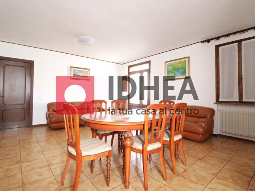Immagine 2 di Casa bifamiliare in affitto  in Via Monte Grappa a Villorba