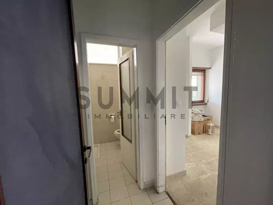 Immagine 5 di Villa in vendita  a Schio