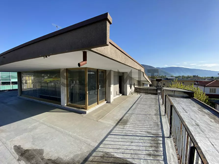 Immagine 19 di Villa in vendita  a Schio