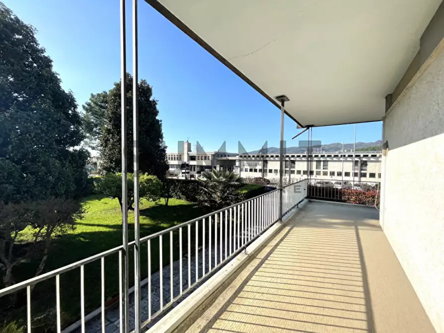 Immagine 21 di Villa in vendita  a Schio