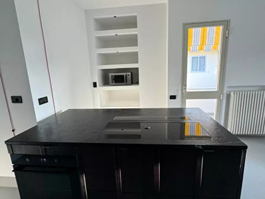 Immagine 13 di Attico in vendita  in viale garibaldi a Riccione