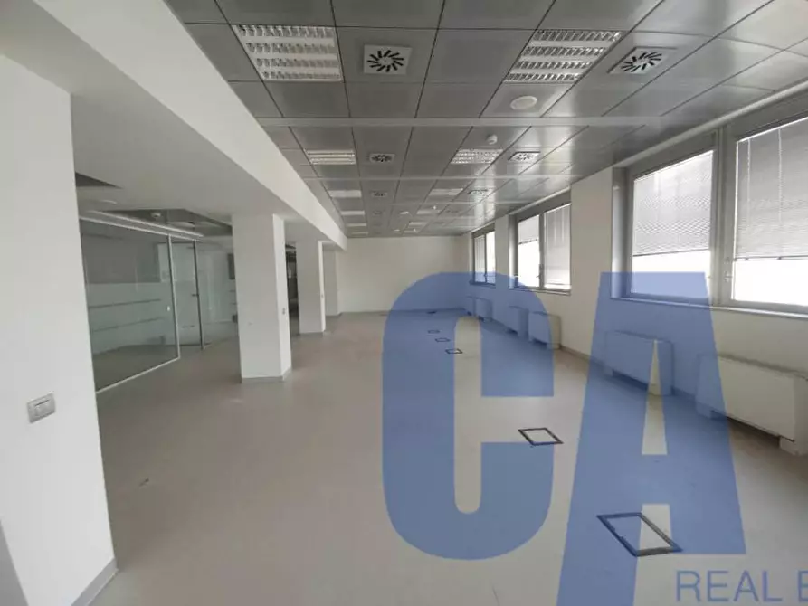 Immagine 14 di Palazzo in affitto  in VIA MILANO a San Donato Milanese