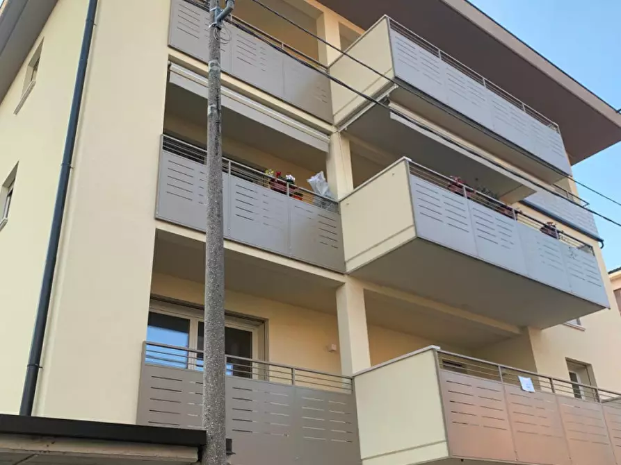 Immagine 10 di Appartamento in vendita  in via Farini a Vicenza