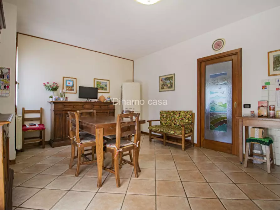 Immagine 5 di Casa indipendente in vendita  a Prato