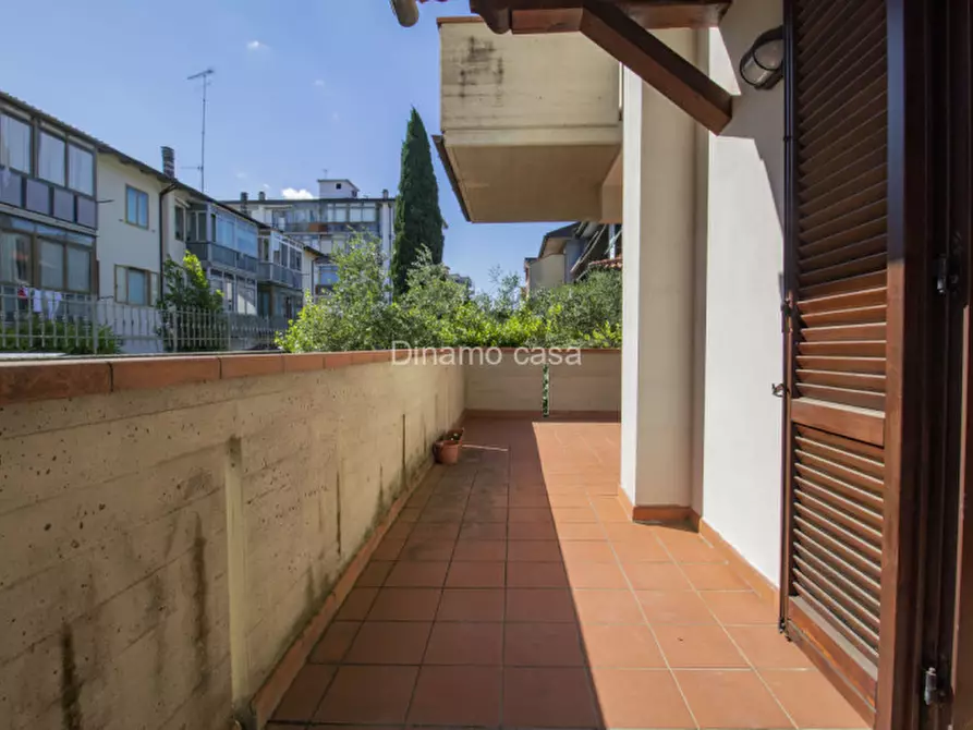 Immagine 14 di Casa indipendente in vendita  a Prato