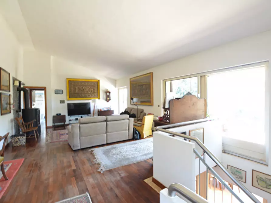 Immagine 9 di Villa in vendita  in Via Clarice Tartufari 161 a Roma