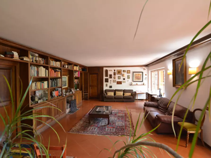Immagine 27 di Villa in vendita  in Via Clarice Tartufari 161 a Roma