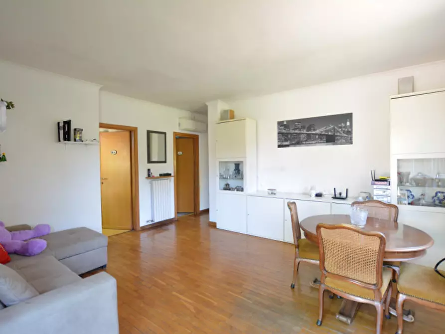 Immagine 36 di Villa in vendita  in Via Clarice Tartufari 161 a Roma