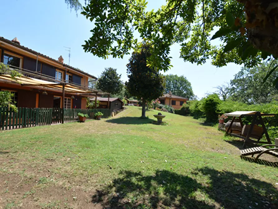Immagine 49 di Villa in vendita  in Via Clarice Tartufari 161 a Roma