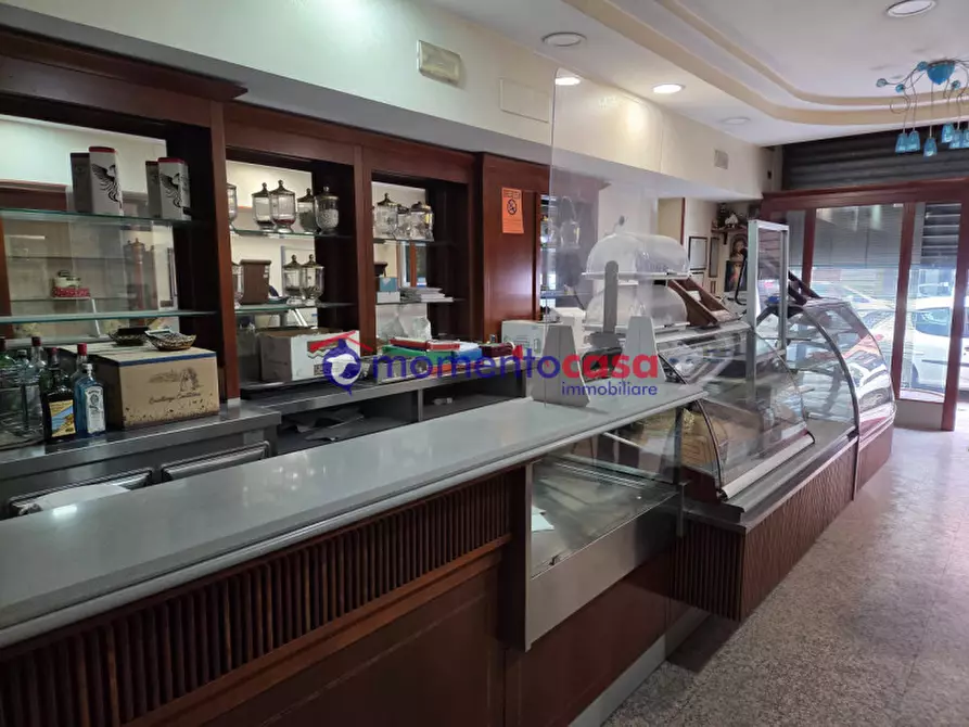 Immagine 1 di Negozio in vendita  in via sbarre centrali a Reggio Di Calabria