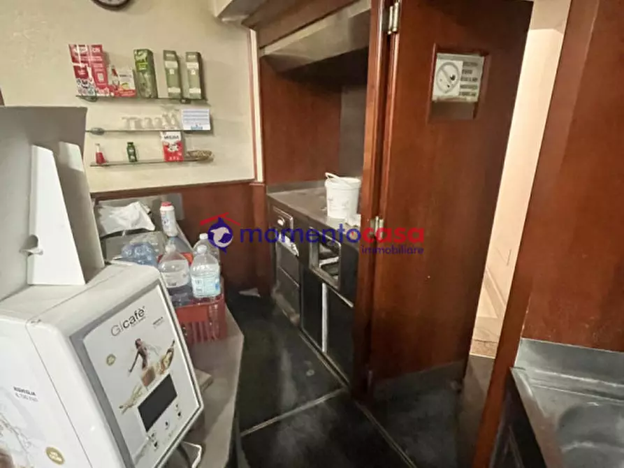 Immagine 10 di Negozio in vendita  in via sbarre centrali a Reggio Di Calabria