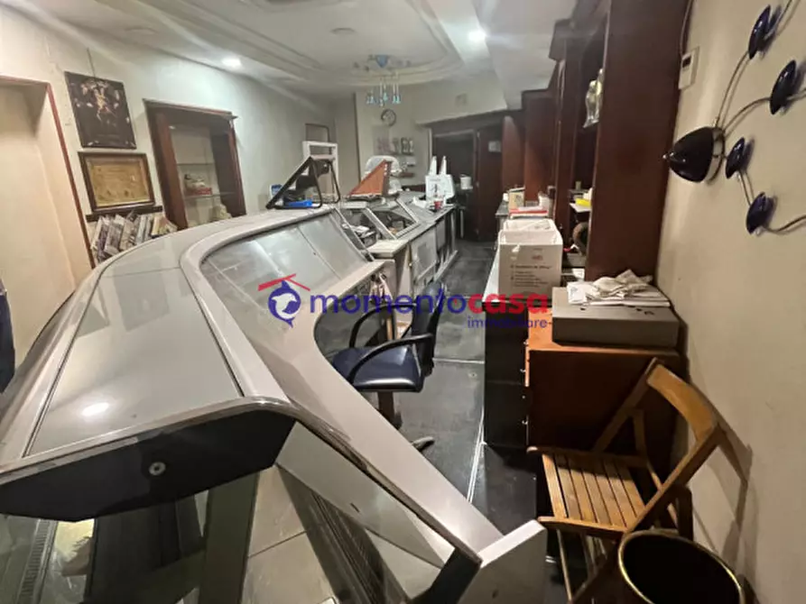 Immagine 14 di Negozio in vendita  in via sbarre centrali a Reggio Di Calabria