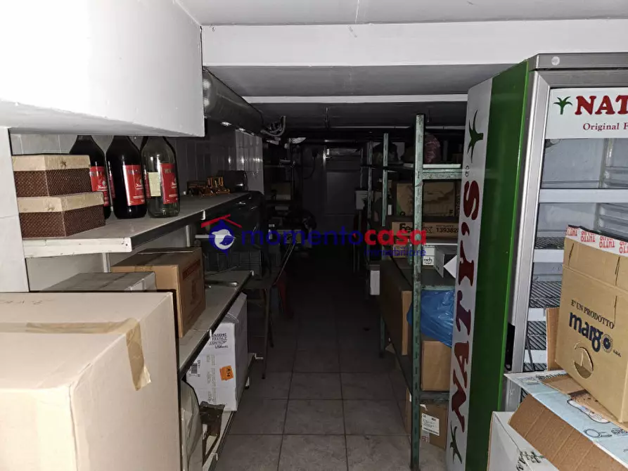 Immagine 19 di Negozio in vendita  in via sbarre centrali a Reggio Di Calabria