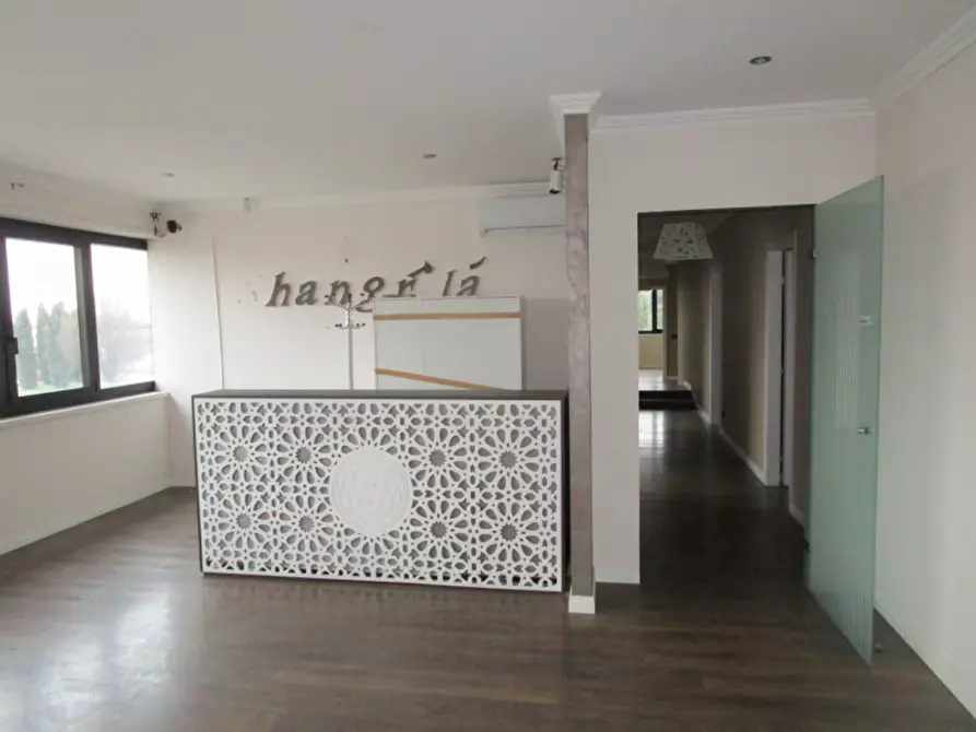 Immagine 2 di Ufficio in affitto  in Via Volta a Limena