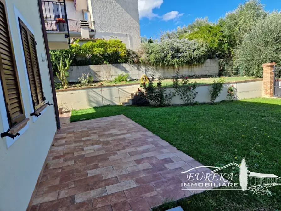 Immagine 7 di Appartamento in vendita  in via roma 152 a Castiglione Del Lago