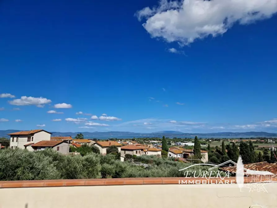 Immagine 13 di Appartamento in vendita  in via roma 152 a Castiglione Del Lago