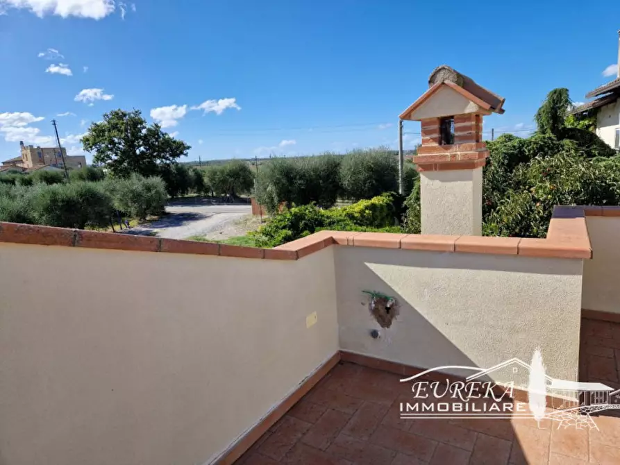 Immagine 17 di Appartamento in vendita  in via roma 152 a Castiglione Del Lago