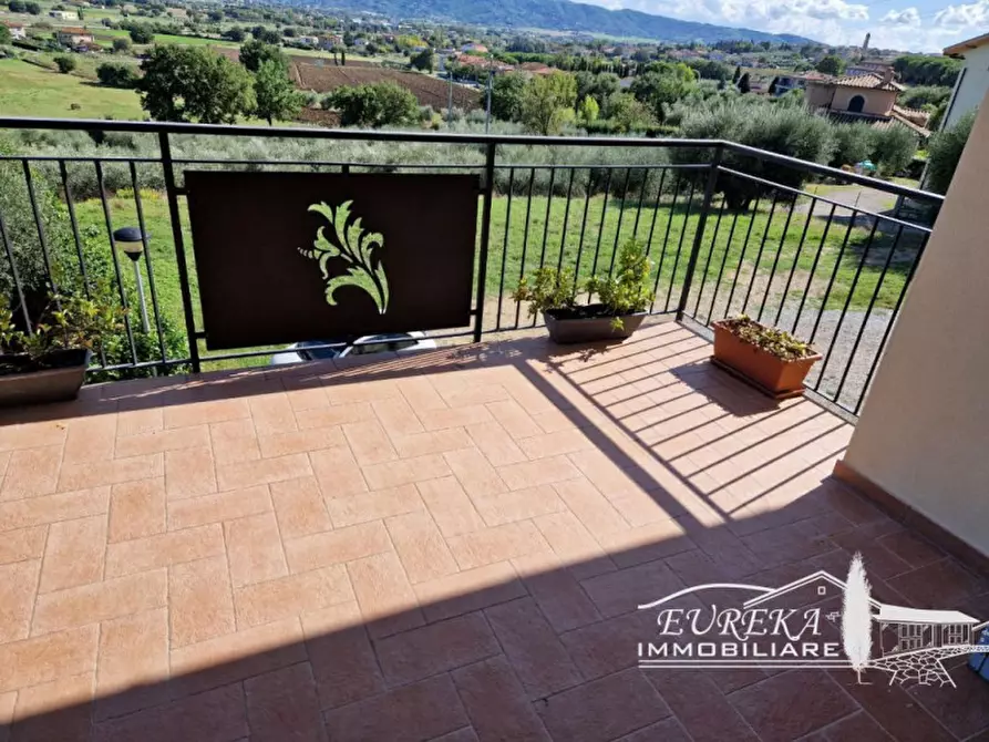 Immagine 18 di Appartamento in vendita  in via roma 152 a Castiglione Del Lago