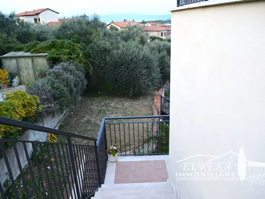 Immagine 33 di Appartamento in vendita  in via roma 152 a Castiglione Del Lago