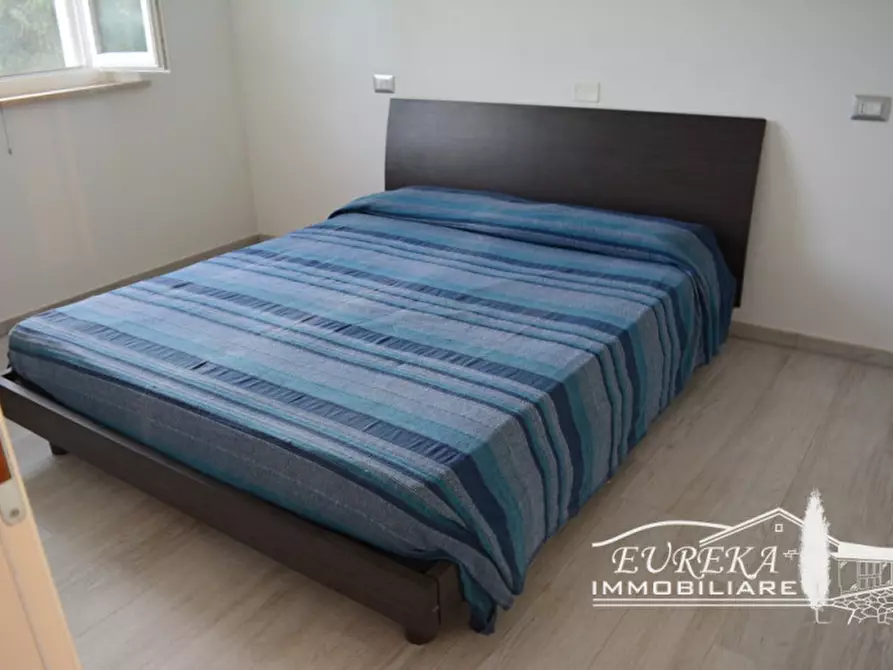 Immagine 49 di Appartamento in vendita  in via roma 152 a Castiglione Del Lago