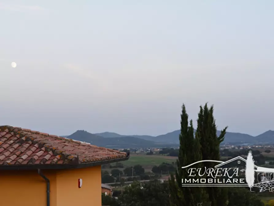 Immagine 51 di Appartamento in vendita  in via roma 152 a Castiglione Del Lago