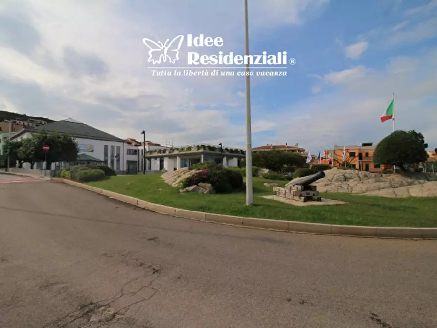 Immagine 1 di Appartamento in vendita  in Via Omero a Palau
