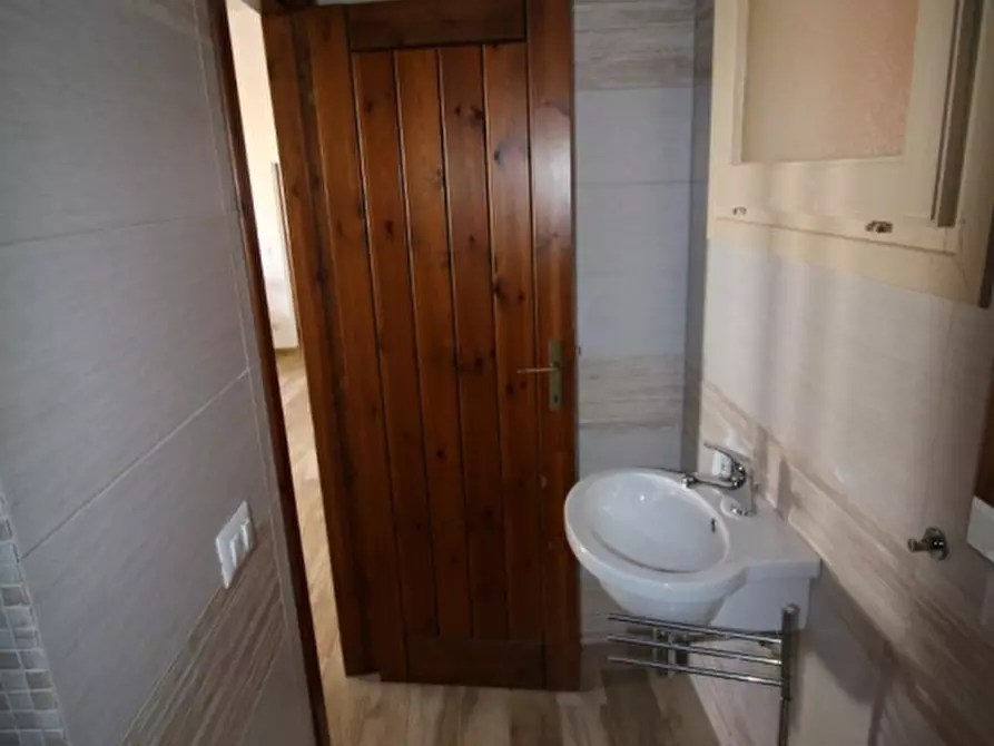 Immagine 20 di Appartamento in vendita  in Via Omero a Palau