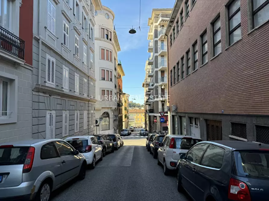 Immagine 23 di Appartamento in vendita  in Via Carlo e Giani Stuparich 15 a Trieste