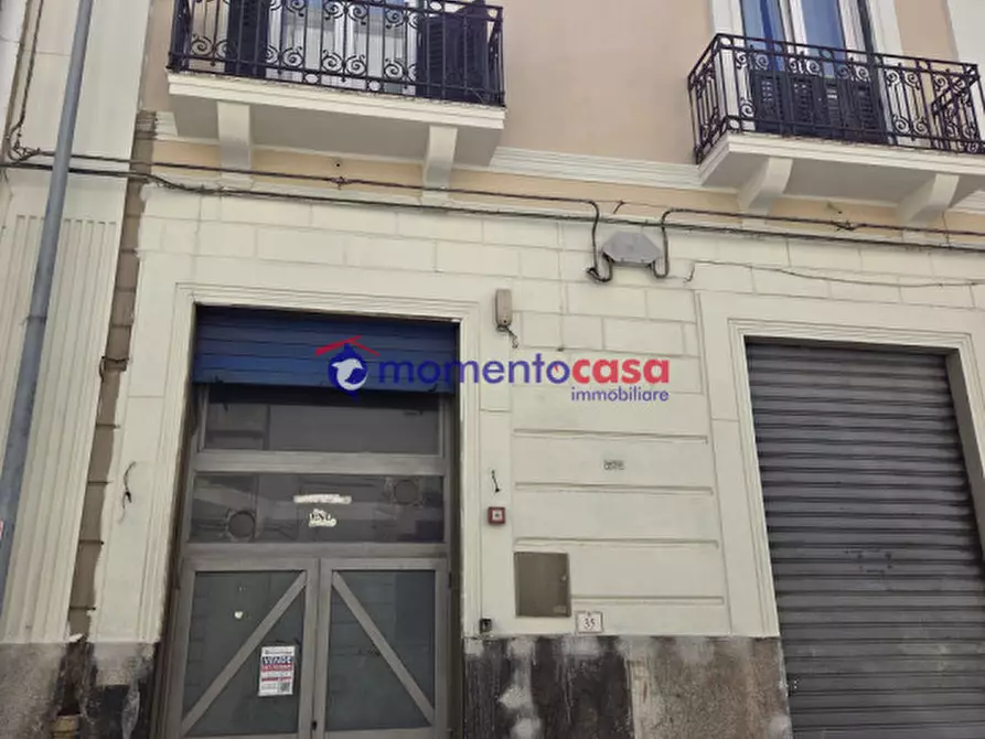 Immagine 1 di Negozio in vendita  in via del torrione a Reggio Di Calabria