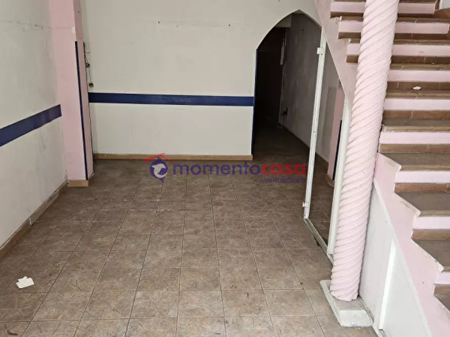 Immagine 2 di Negozio in vendita  in via del torrione a Reggio Di Calabria