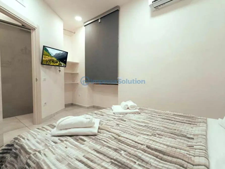 Immagine 8 di Appartamento in vendita  in Corso Umberto I a Napoli