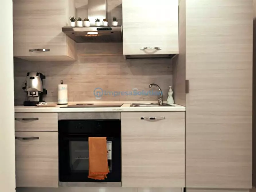 Immagine 10 di Appartamento in vendita  in Corso Umberto I a Napoli