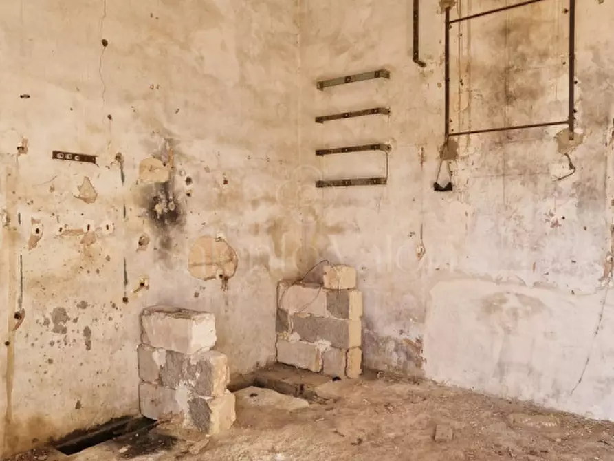 Immagine 29 di Villa in vendita  in Contrada Tre Masserie a Cutrofiano