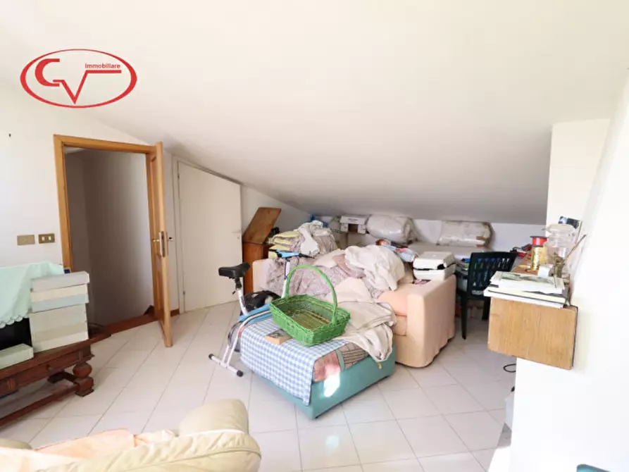 Immagine 26 di Villetta a schiera in vendita  in via 24 maggio a Montevarchi