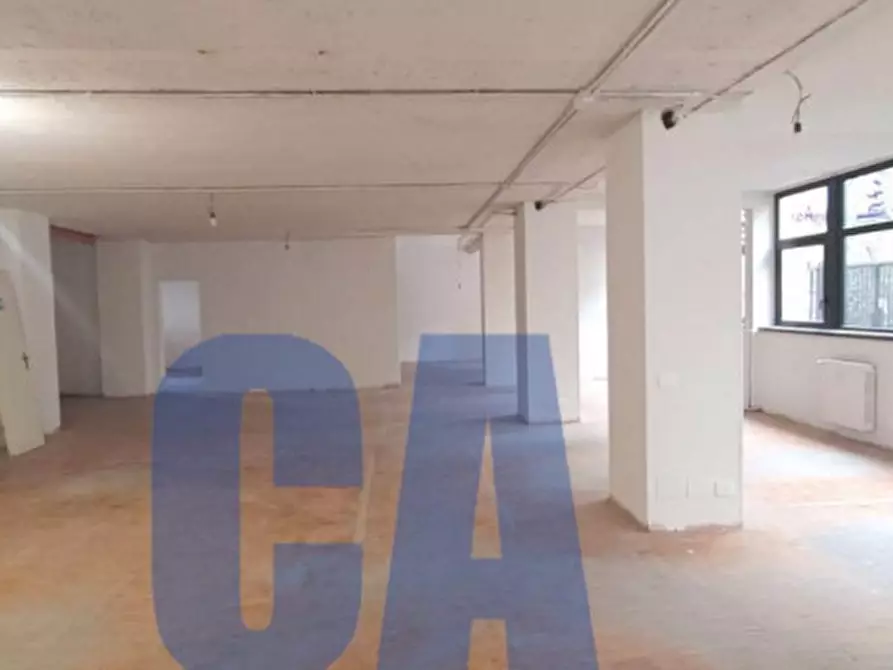 Immagine 8 di Ufficio in affitto  in VIA STROMBOLI a Milano