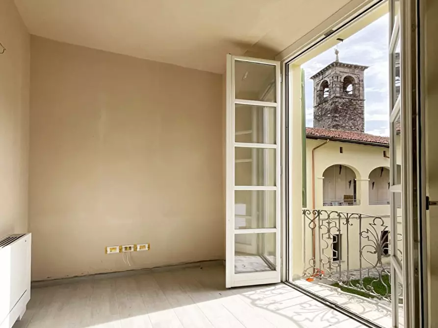 Immagine 7 di Appartamento in vendita  in via paolo zaccheo 16 a Cannobio