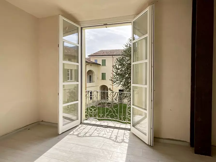 Immagine 8 di Appartamento in vendita  in via paolo zaccheo 16 a Cannobio