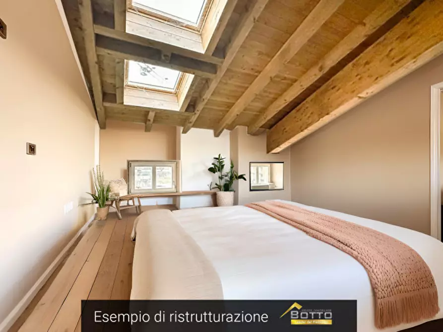 Immagine 11 di Appartamento in vendita  in via paolo zaccheo 16 a Cannobio