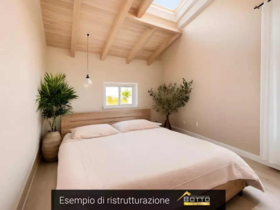 Immagine 15 di Appartamento in vendita  in via paolo zaccheo 16 a Cannobio