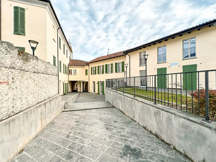 Immagine 25 di Appartamento in vendita  in via paolo zaccheo 16 a Cannobio
