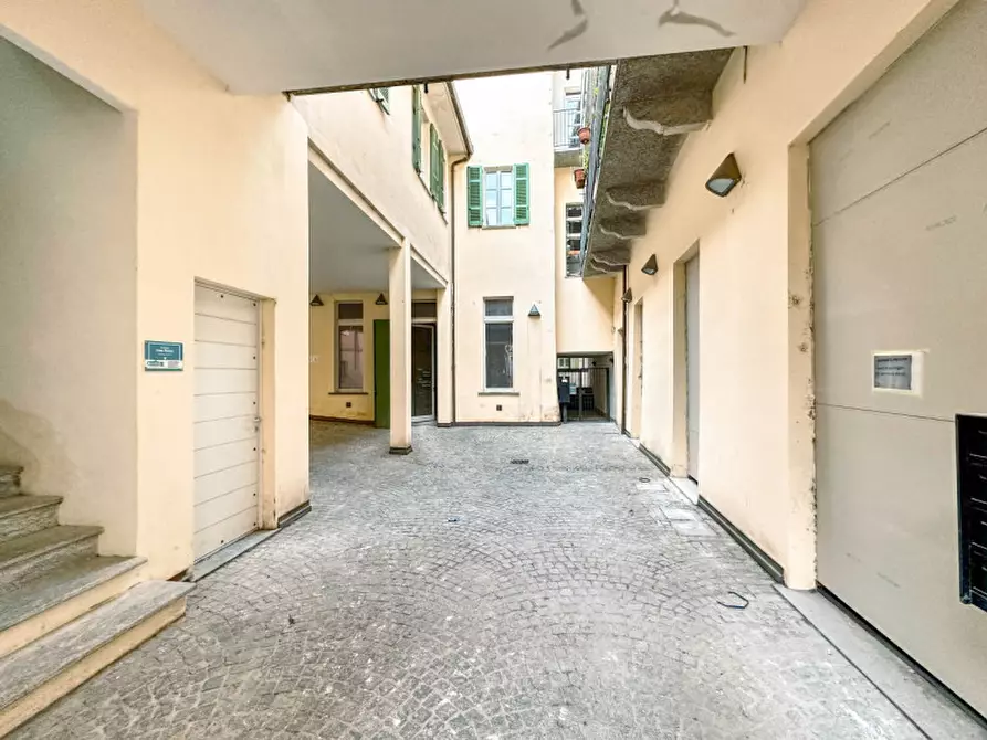 Immagine 31 di Appartamento in vendita  in via paolo zaccheo 16 a Cannobio