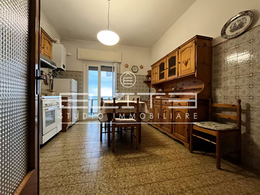 Immagine 4 di Appartamento in vendita  in VIA LAURO DE BOSIS a Falconara Marittima