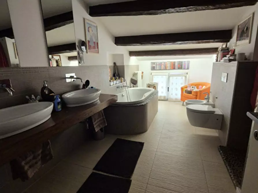 Immagine 39 di Appartamento in vendita  in via strinati 18 a Cesena