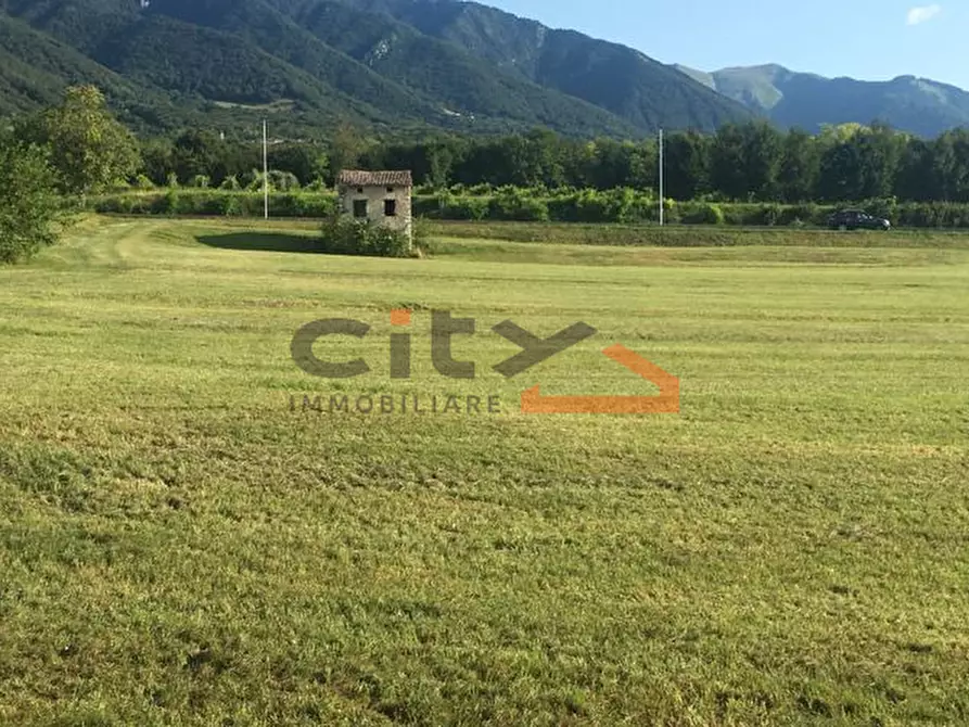 Immagine 1 di Terreno in vendita  a Borso Del Grappa