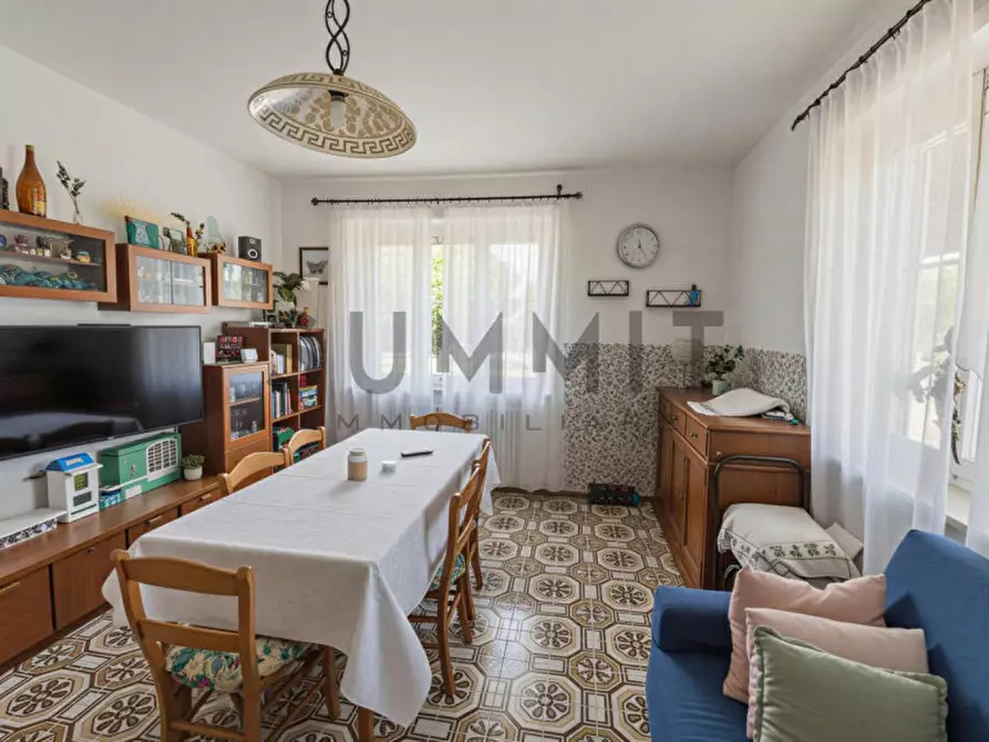 Immagine 3 di Casa bifamiliare in vendita  a Schio