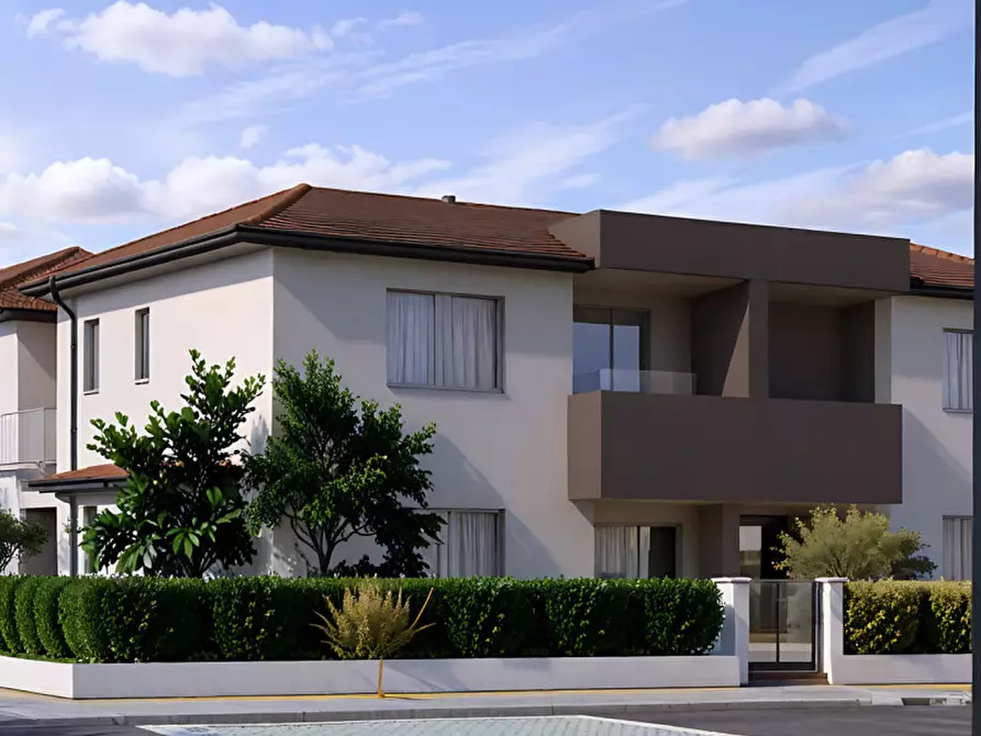 Immagine 2 di Casa trifamiliare in vendita  in Via Enrico Fermi a Vedelago